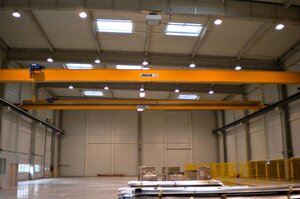 Two ABUS single girder overhead travelling cranes ELS with one side trolley type S