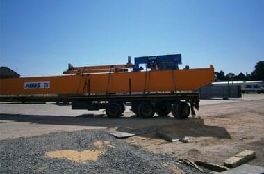 ABUS crane with load capacity of 20 t on the way to the company ENERCON in Compiègne in France