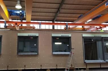 Transported house module by ABUS cranes