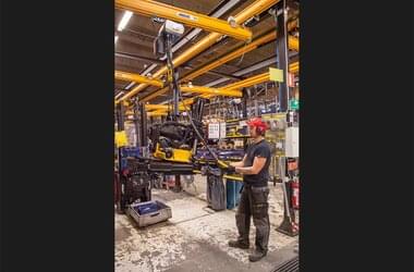 Employee operates HB system in Engcon company in Sweden