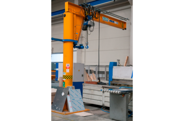 VS pillar slewing jib crane in ALFUN company in Slovakia