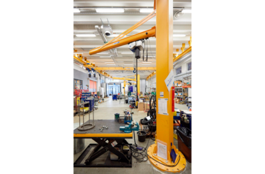 Workstation related LS type pillar slewing jib crane for small components