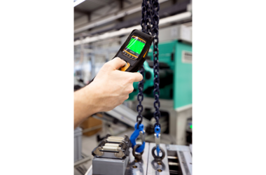 ABURemote Button operates electric chain hoist